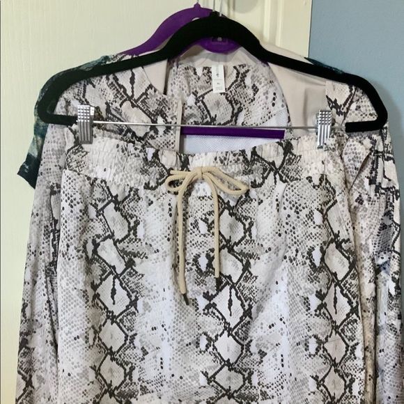 Ideology Skirt and Hoodie SNAKE-PRINT purchased at Nordstrom NWOT - Picture 5 of 12
